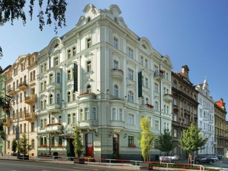 Mamaison Hotel Riverside Прага Экстерьер фото